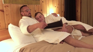 gaycest: Big Dicks for Young Twinks
