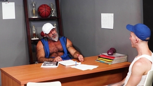 twinktop: Undercover: The Coach's Dirty Agenda