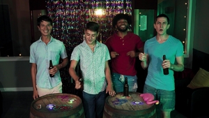 Men: A Pantyhose Frenzy for Joey and the Queen