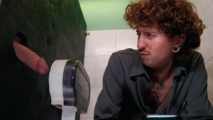 Men: Joggers in the Woods Get an Eyeful