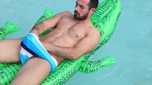 Dylan Lucas: Masturbating Brock: A Party Surprise