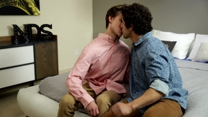 Next Door Buddies: Young Twink Rides to the Top in His Debut