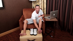 Cody Cummings: Powerful Cum Eruption with Stallion