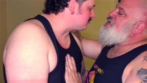 Bear Films: Cliff Can't Resist Jackson's Charm