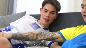 Southern Strokes: Bursting Max's Cherry in Secret