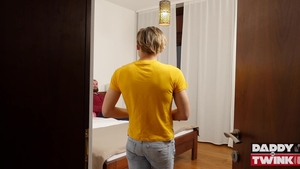 Daddy On Twink: Daddy's Dominant Side