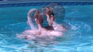 Southern Strokes: Inescapable Attraction