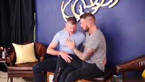 Bareback That Hole: Two Twinks Teaming Up for Titillation