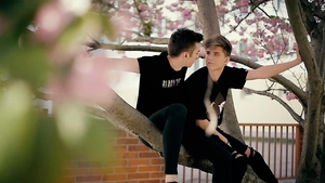 Rimming Delight Between Two Twinks