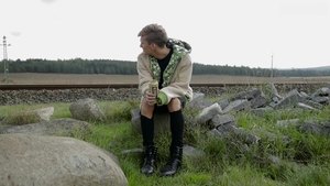 A cardigan saves Lukas from a life-changing decision