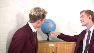 High Definition British Twinks Take on Libya