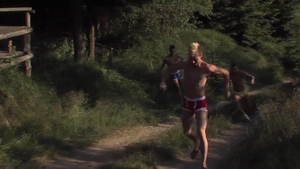 Tony's Tricky Zipper Brings José to His Rescue