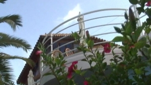 Johan's Summer Adventure in the Sand