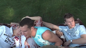 Thomas Dyk Unleashes His Inner Lumberjack