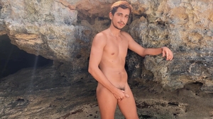 Reality Dudes: Beachside Banging: A Must-See Show