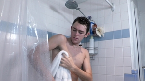 Family Dick: Young Hole Gets Tasted by Stepdad
