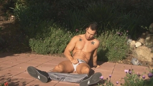 Rod Daily: Masturbating Under Open Sky with Rod Daily