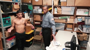 Young Perps: Shoplifting High - And Not Guilty