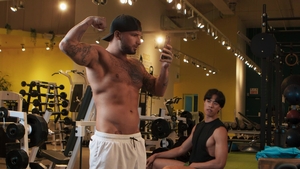 Men: A Selfie at the Gym Leads to Intense Fucking