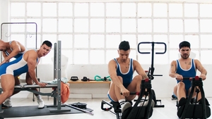Men: Rowers' Dirty Secret: A Tale of Twisted Towels