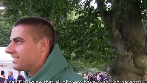 Czech Hunter: Sneaky Shopping Trip for Mr. Muscles