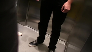 Debt Dandy: Mum's Not Home, So Let's Cum