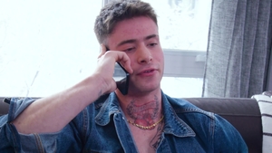 masqulin: Riding the uncut shaft