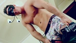 maskurbate: Unmasking the Sensuality of Austin