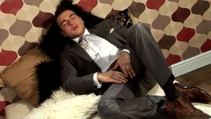 menatplay: Steve Hunt's Secret Revealed: A Beautiful 9-Incher