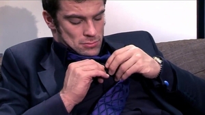 menatplay: Slow, Sensual Stroking from a Chiseled Hunk