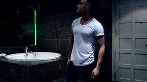 menatplay: Beneath the Sheets with Sergi