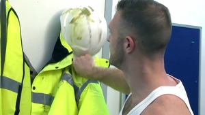 menatplay: Clothes Can't Stay On