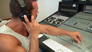 menatplay: Logan's Dirty Secret