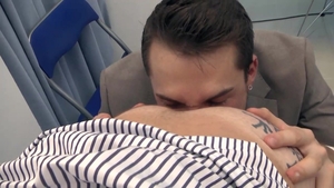 menatplay: The Dark Side of a Successful Doctor