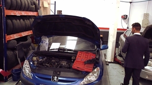 menatplay: Beneath the Car, Passion Ignites