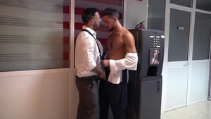 menatplay: A Power Outage Leads To Unexpected Passions