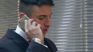 menatplay: The Call That Got Ken on His Knees