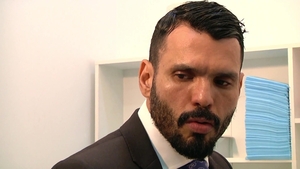 menatplay: Patient Jean Takes Over Menatplay