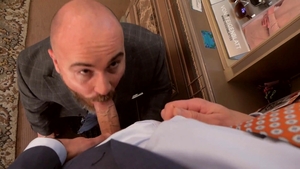 menatplay: Damon's Attention to Customer Detail