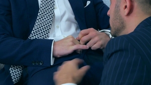 menatplay: A Helping Hand, Guys