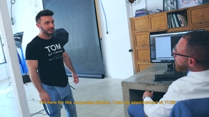 menatplay: Sneaking a Peek at Hunky Kike