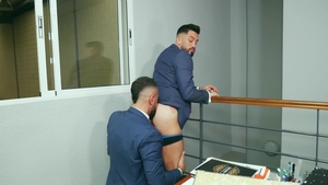 menatplay: Office Breakdown to Ecstasy