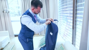 menatplay: Logan Asks: 'How Do I Look?'