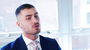 menatplay: Holiday Spirit Ignites Desire