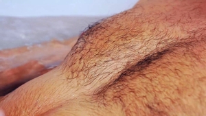 menatplay: Relaxing Bath Turns into Hot Fingering