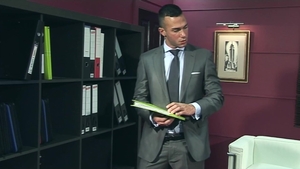 menatplay: Text Messages Turn into Passionate Fucks