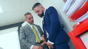 menatplay: Menatplaycams - Watch Colleague Fucks Live