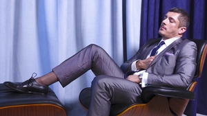 menatplay: Finger-fucked Delight for The Sub