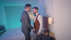 menatplay: Manuel Reyes: A Hotel Porter Like No Other