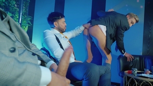 menatplay: High Stakes Twinks Get Fisted